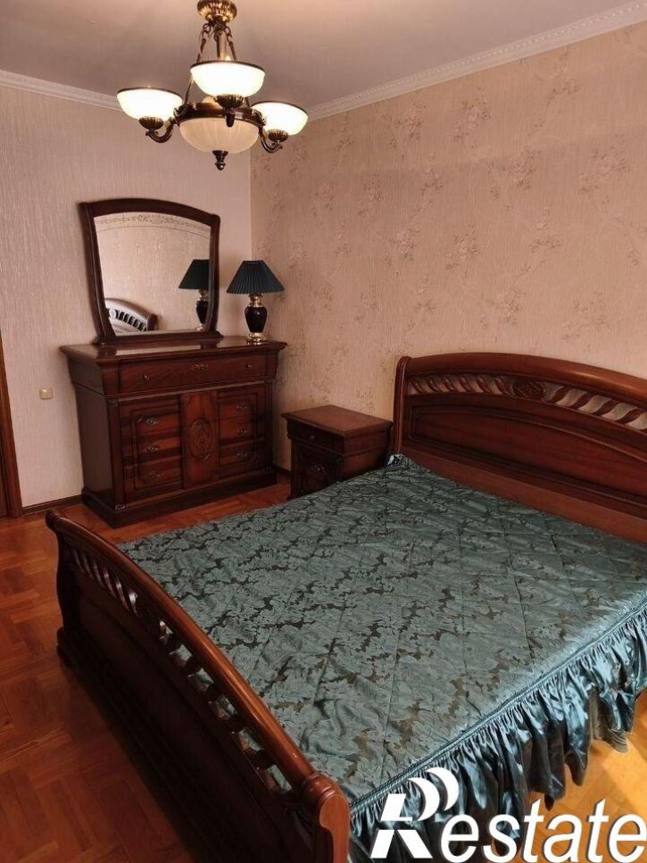 3-комн квартира улица Лермонтова, 75