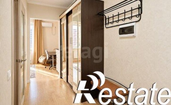 1-комн квартира Лазурная улица, 10 к2,  д. 10 к2