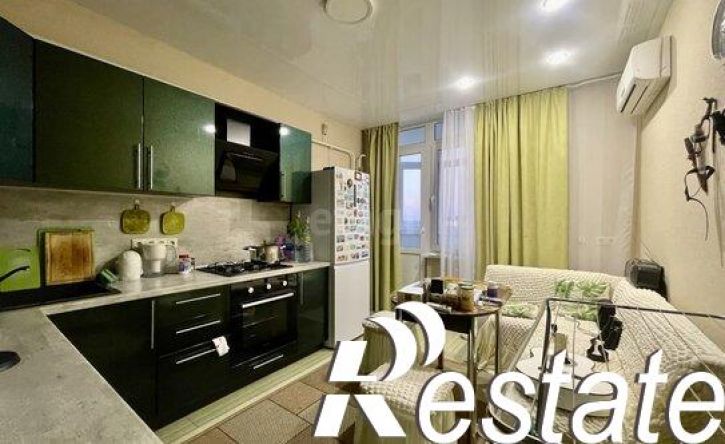 2-комн квартира Ленинградская улица, 81,  д. 81