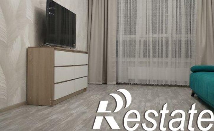 2-комн квартира улица Крылова, 13 к3,  д. 13 к3