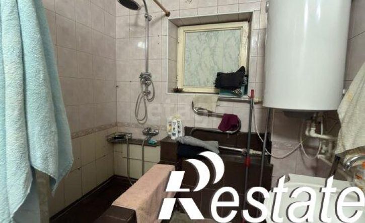 1-комн квартира улица Самбурова, 24,  д. 24