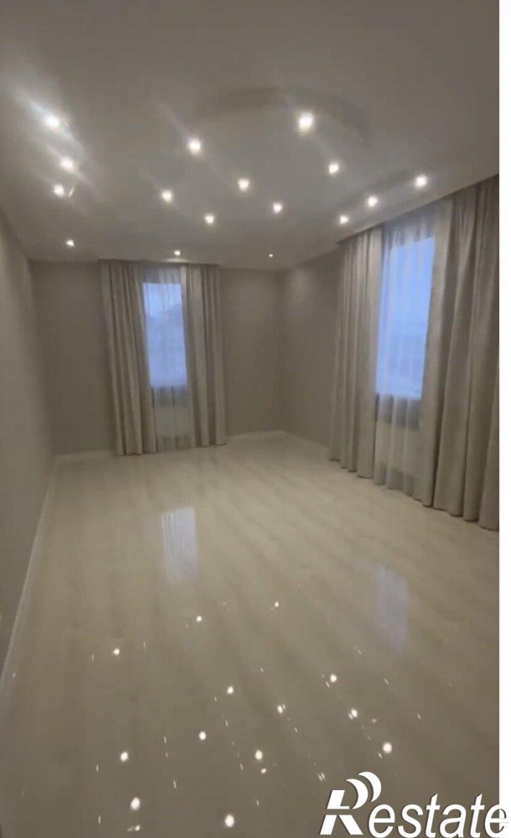 2-комн квартира Крымская улица, 274
