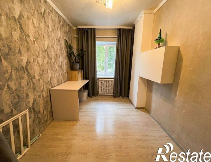 3-комн квартира Строительный переулок, 24