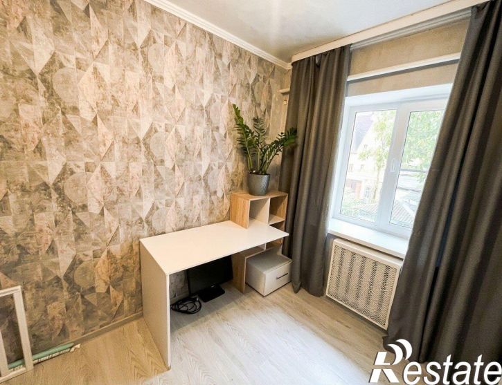 3-комн квартира Строительный переулок, 24