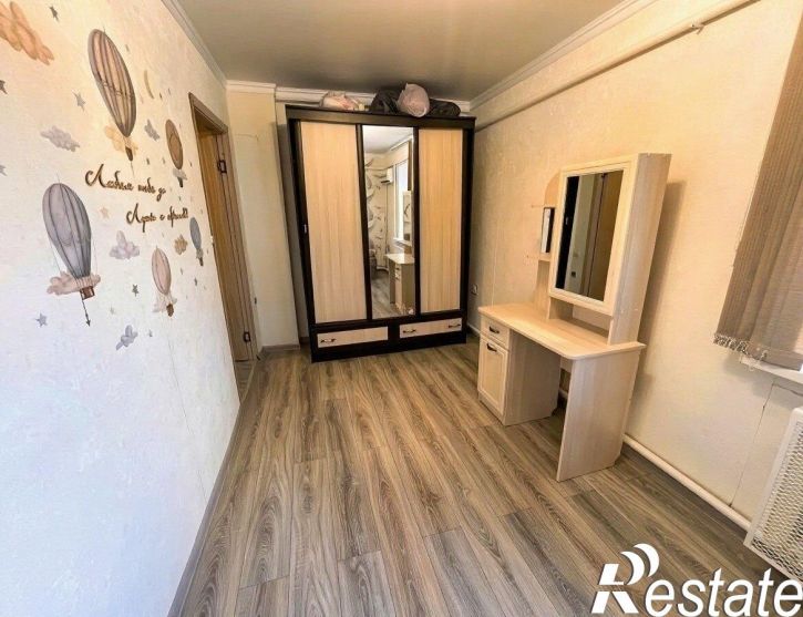 3-комн квартира Строительный переулок, 24