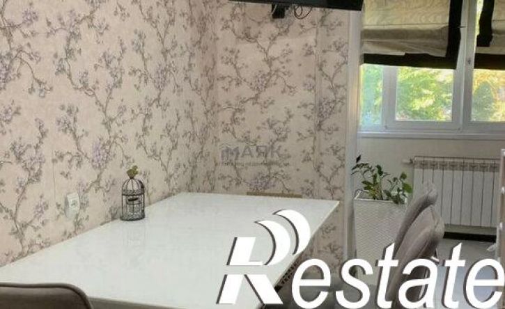 3-комн квартира улица Лермонтова, 82,  д. 82