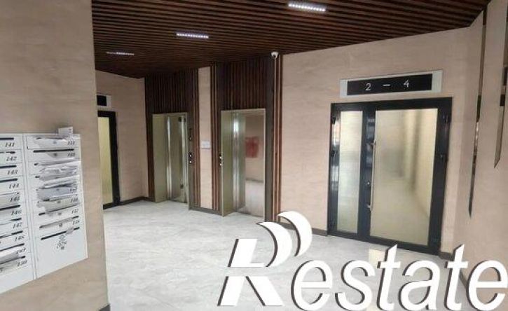 3-комн квартира улица Ленина, 241к2,  д. 241к2