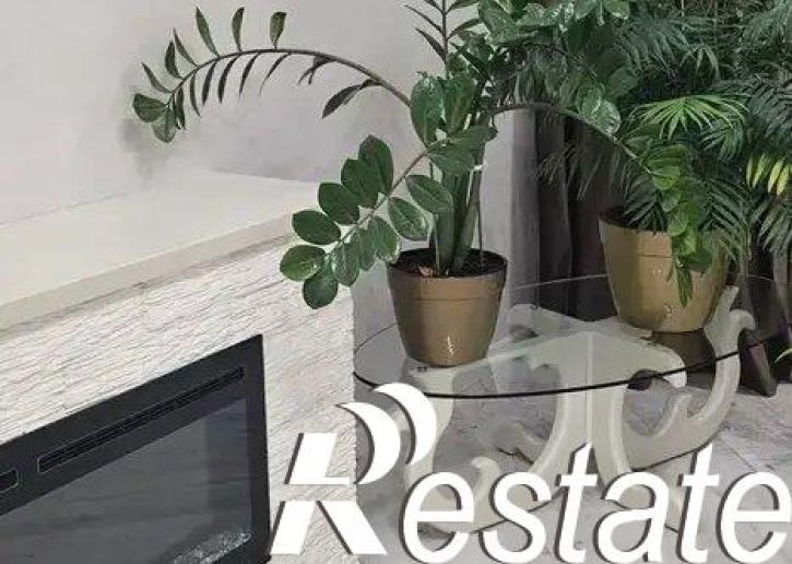 2-комн квартира улица Крылова, 13 к1,  д. 13 к1