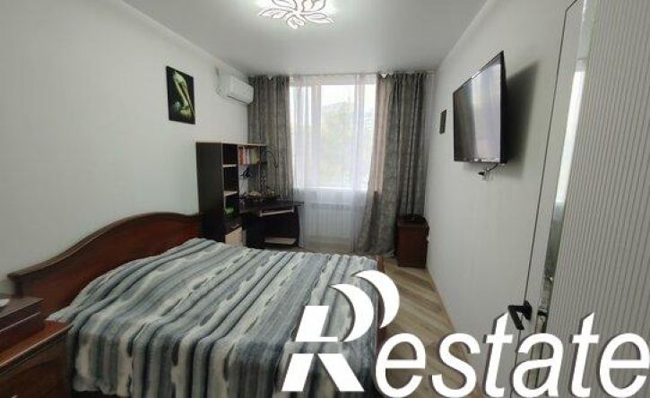 2-комн квартира улица Крылова, 113,  д. 113