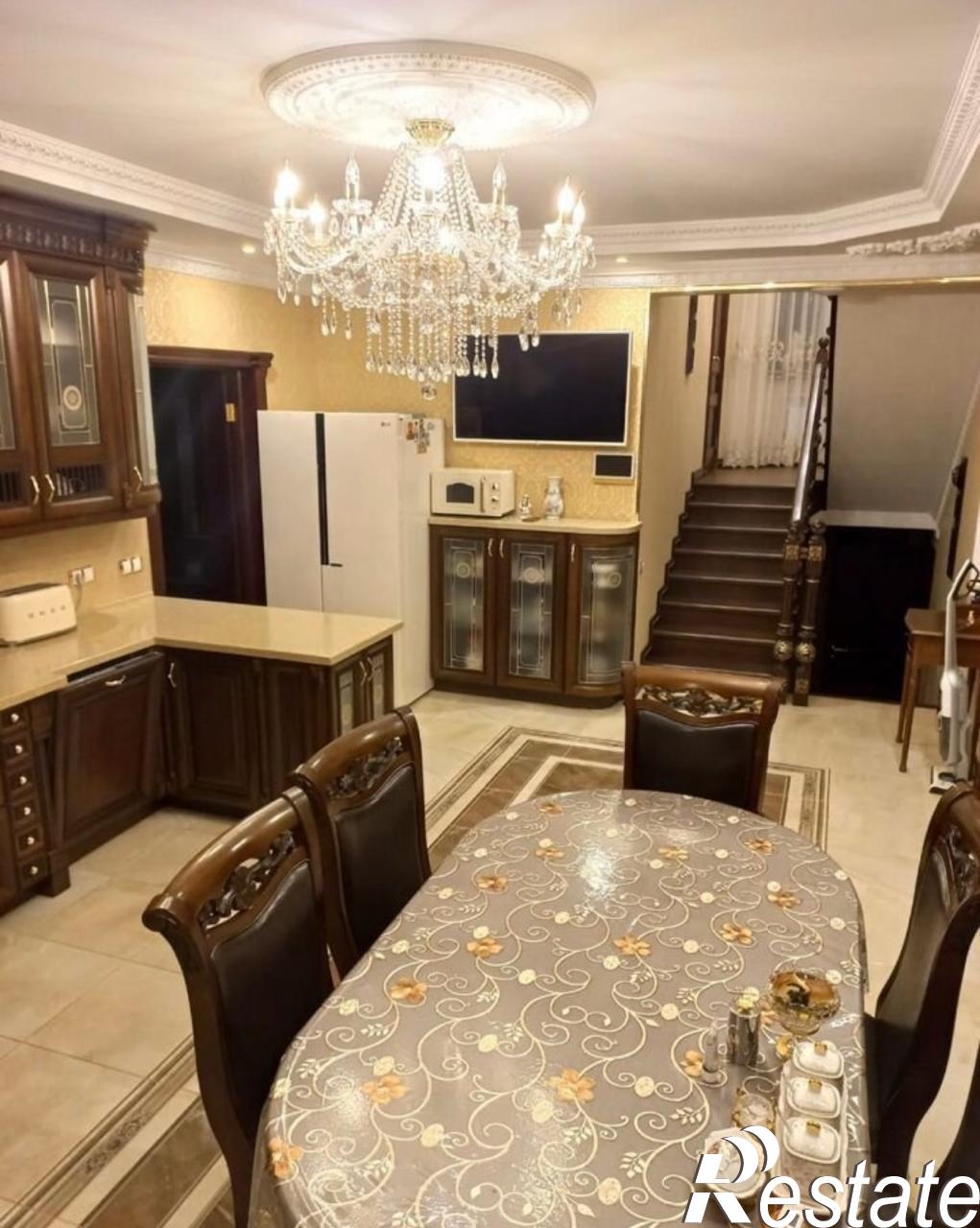 Купить дачу, дом, коттедж за 65 000 000 рублей на Садовая улица