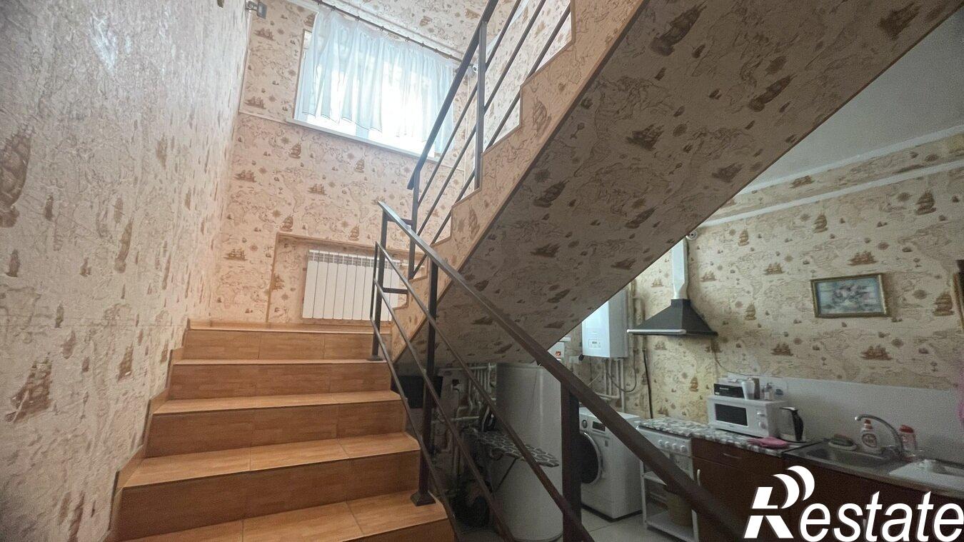 Купить комнату за 3 500 000 рублей на Черноморская улица, 32