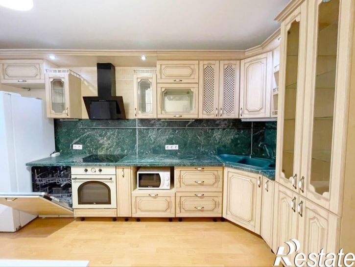 3-комн квартира Владимирская улица, 110к8
