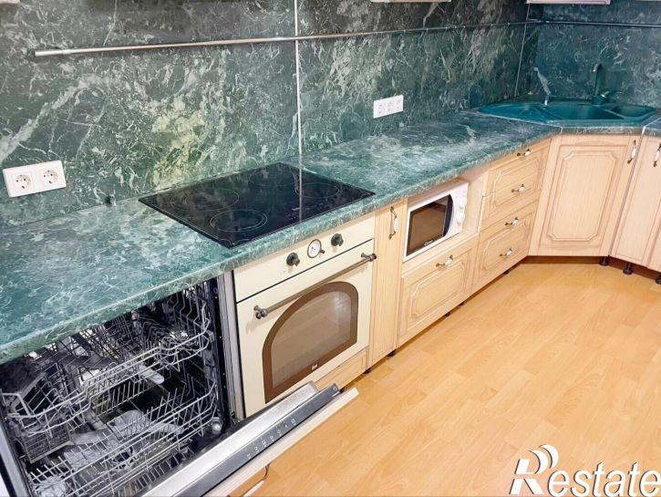 3-комн квартира Владимирская улица, 110к8