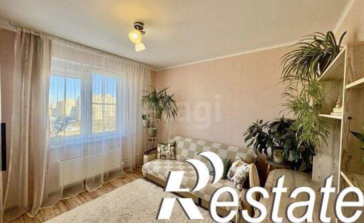 2-комн квартира улица Адмирала Пустошкина, 10,  д. 10