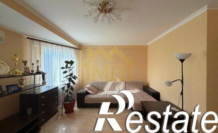 2-комн квартира Владимирская улица, 160 к4,  д. 160 к4