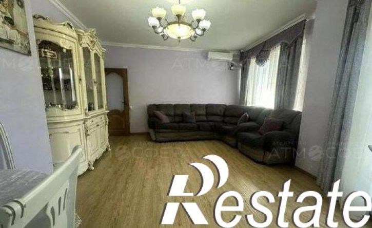 2-комн квартира Крымская улица, 272,  д. 272
