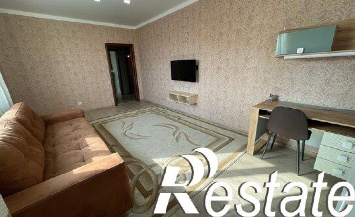 2-комн квартира Крымская улица, 274,  д. 274