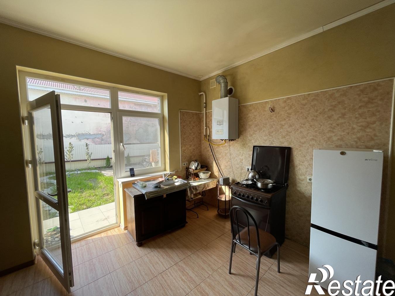Купить дачу, дом, коттедж за 13 500 000 рублей на Кленовая улица
