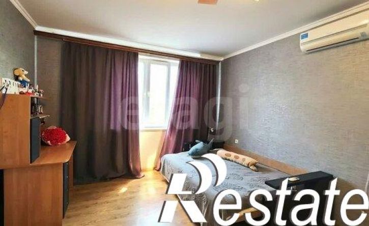 4-комн квартира улица Омелькова, 20 к4,  д. 20 к4