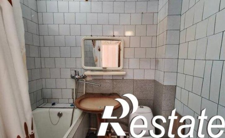 2-комн квартира улица Космонавтов, 34,  д. 34