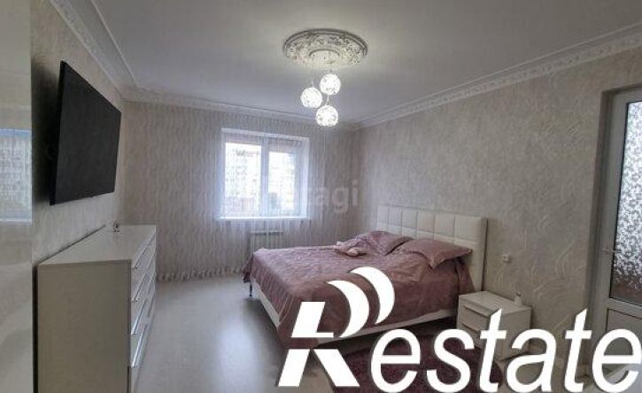 2-комн квартира улица Крылова, 17/5,  д. 17/5
